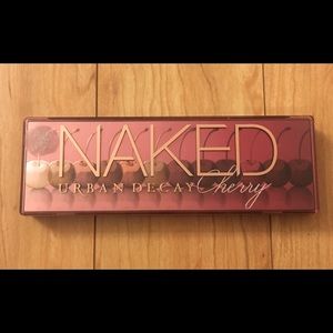 Urban Decay Naked Cherry Palette